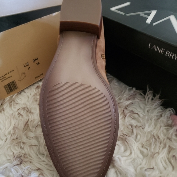 Michael kors  boots - Picture 2 of 4